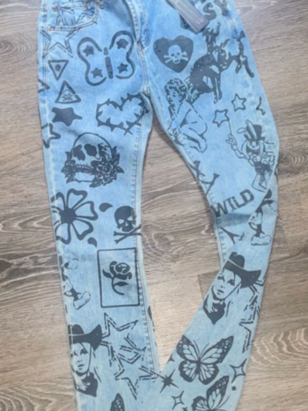 PREME Women’s Size 7 Skinny/Slim Stacked Fit Graphic Print Jeans — New With Tags